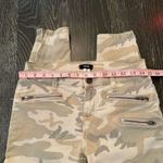 BDG Women's Camouflage Zipper Jeans Green Size 28 Casual Streetwear Photo 11