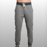 Vuori Joggers Photo 8