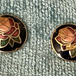 Vintage Round Cloisonne Rose Stud Earrings Button Style Rose Pink‎ Enameled EUC Gold Photo 0