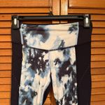 Lululemon  Stop At Nothing Crop Tight Legging Blooming Pixie Aquamarine Size 2 Photo 1