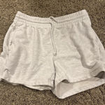 Aritzia Shorts  TNA Photo 0