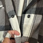 Free People NWOT IZZY CARGO SHIRT XS BLACK CREAM GRAY SNAP BUTTONS FLANNEL Photo 3