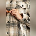 Lucky Brand NWT Women's Beige and Black Buffalo Plaid Oversized Shirt Jacket M Photo 3