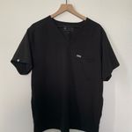 FIGS Technical Collection Women’s Black Scrub Top Large Photo 0