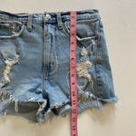 Abercrombie & Fitch  High Rise Mom Shorts 26 / 2 Distressed Denim Cutoff Light Wa Photo 4