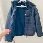 Urban Outfitters  Zip Up Puffer Jacket Black Sz Medium Photo 6