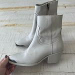 Steve Madden Greyson NWOT size 6 Cream Leather Western Ankle Boots Cowgirl Photo 9