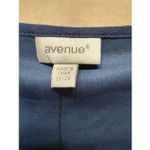 Avenue  Womans Crochet Blouse Blue Sz 22/24 NWT Photo 2