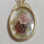 Roses Pendant Necklace 29 Inch Vintage Flowers Oval Pink Red Gold Tone Frame Photo 6