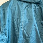 Nike  Hooded Windbreaker‎ in Turquoise Size Small Utility Jacket Photo 4