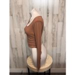Brown Long Sleeve Ruched Side Top – Size M Size M Photo 2