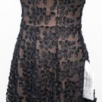 Dress the Population . Anabel Semisheer Sweetheart Neck Gown. Photo 8