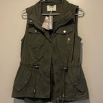 Ashley by 26 International Embroidered Boho Zip Vest NWT Photo 1