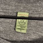 Alternative  Earth Taylor Swift Cat Long Sleeve Shirt Gray Size Large Photo 3