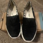 Toms  Classic Black Canvas Shoes Photo 2