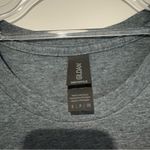 Gildan Chick-fil-A Breast Cancer Warriors T shirt grey size small Photo 2