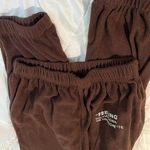 brown sweatpants Photo 0