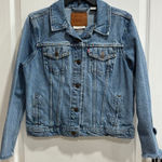 Levi's Women's Blue Studded Denim Jean Jacket with Bow Sleeves Size L Photo 0