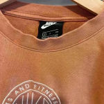 Nike Oversized embroidered cropped size small crew neck sweatshirt coral orange Photo 3