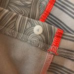 Lululemon Womens What The Sport Tank Top Stripe Gym Yoga Activewear Gray 4 Photo 3