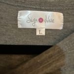 Sign Here Patriotic Dress Stars & Stripes USA Flag Gray T Photo 4