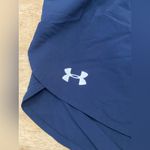 Under Armour Women’s Sz L Navy Kick Split Athletic Shorts Photo 5