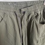 Columbia  Men's Olive Cargo Pants Photo 1