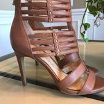 Jessica Simpson  boot heels Photo 5