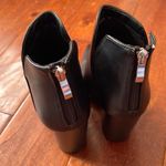 Qupid  SLAY-70 BLACK PU booties Photo 1