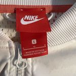 Nike  Women’s Windbreaker Jacket Large Mesh Cropped Photo 2