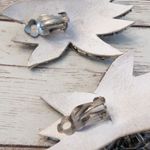 Vintage Clip On Earrings Photo 10