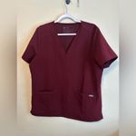 FIGS Casma Technical Collection Three Pocket Burgundy Scrub Top XL Nurse Photo 1