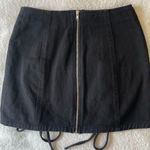 Honey Punch  Mini Skirt w Tie Detail Sz S EUC Photo 1
