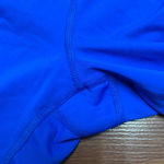 Lululemon LIKE NEW! Run: Inspire Crop II in blue, size 4 Photo 5