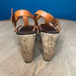 Juicy Couture Kipper Stud Strappy Leather Wedge Sandals Orange Women’s Size 7.5 Photo 3