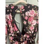 Everly floral romper shorts Small summer dressy casual Photo 3