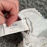 Gilly Hicks  Photo 2