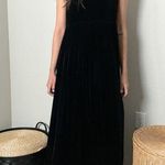 vintage 90s black velvet minimalist relaxed babydoll sleeveless maxi dress Photo 0