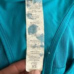 Fabletics  Cashel Racerback Empire Waist Tank with Cinched Sides Size XS Photo 5