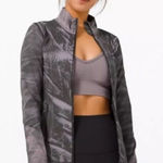 Lululemon  Ebb to Street Define Jacket Graphite‎ 4 Photo 0