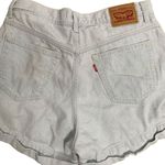Levi's Denim A Line Mom Shorts 31 Light Wash Cuffed 5 Pocket Button Zip Cotton Photo 3