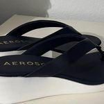 Aerosoles Isha Women’s Flip Flop Wedge Sandal Size 11 Navy Blue White Preppy Photo 9