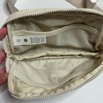 Lululemon  Everywhere Belt Bag O/S WHTO White Opal Photo 5