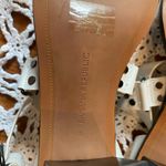 Banana Republic white heeled sandals size 8 Photo 8