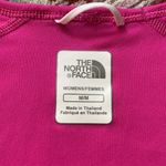 The North Face  Womens VaporWick Short Sleeve Tee Shirt Pink Medium V Neck Fitted Photo 1