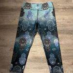 Evolution and creation Hamsa Hand Workout Pants Photo 0