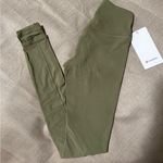 Lululemon  leggings cris cross nulu size 2 Photo 0
