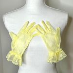 60s Vintage Lace Gloves Yellow Photo 1