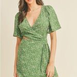 Lush Clothing 💚💚Lush Cut and Tied Green Floral cutout Mini Dress size medium💚💚 Photo 0