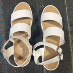 Soda Shoes cute white healed sandles Photo 0